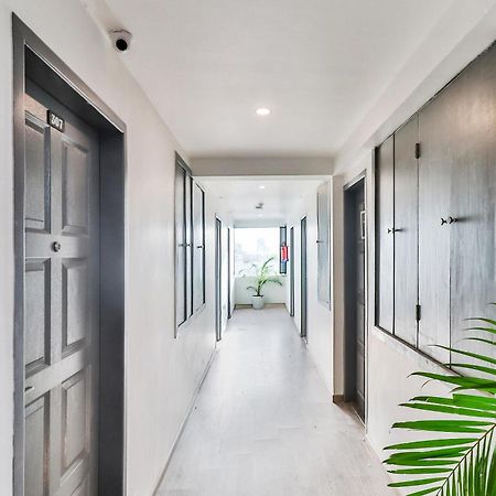 Super Townhouse Reva College University Yelahanka Eksteriør bilde