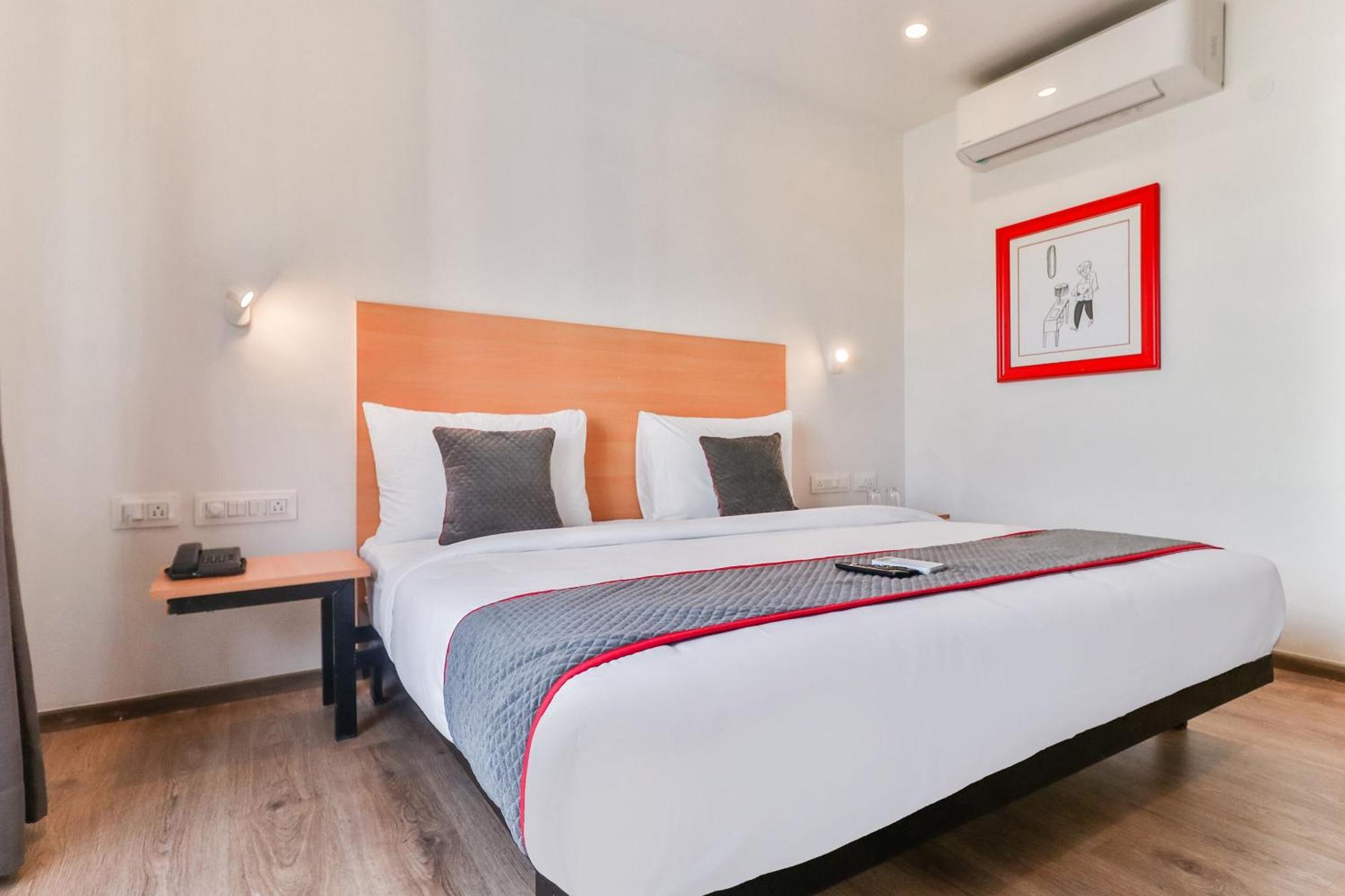 Super Townhouse Reva College University Yelahanka Eksteriør bilde